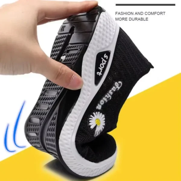 Fashionable Sports Shoes for Women, Thick and Breathable Soft Soled Mesh, Lightweight Casual Shoes, Trendy Coconut Shoes - Image 5