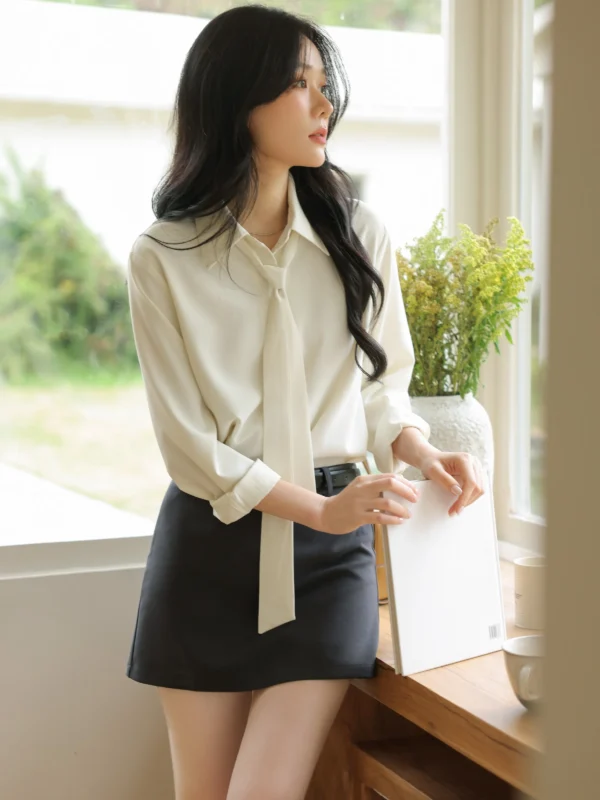 Women's French Style Long Sleeve Tie Blouse Spring Office Casual Elegant Loose Fit Button-Up Shirt for Work and Daily Wear