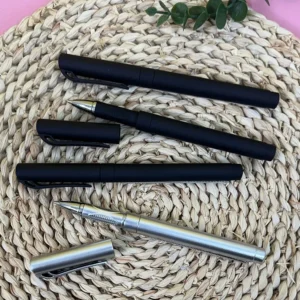 Neutral Ballpoint Pen With Pull-out Paper Creativity Black Gel Pen with Retractable Blank Scroll Write Smoothly Fashion Exam Pen