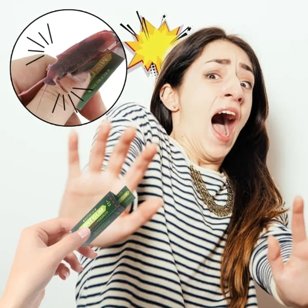Simulation Cockroach Chewing Gum Creative Novelty Funny Toy Startled DIY Self-installation Simulation Chewing Gum - Image 2